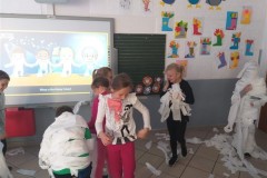 2.-mummy-party