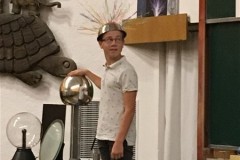 7.-osobliwości-świata-fizyki